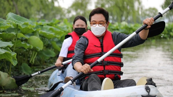 궁남지에서 즐길 수 있는 연지 카누 체험