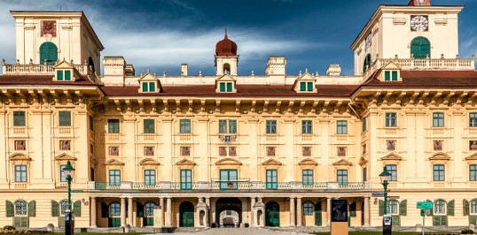 특별행사가 진행되는 에스테르하지 저택