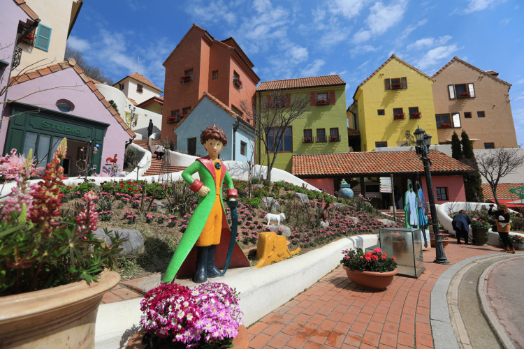 사진=쁘띠 프랑스