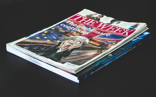 메이 총리의 연이은 실패를  풍자하는 잡지 ㅓ버[사진=unsplash]