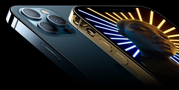 사진=애플 / 아이폰 12