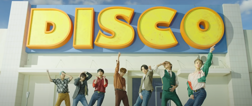 [사진=방탄소년단 'Dynamite' 뮤직비디오]