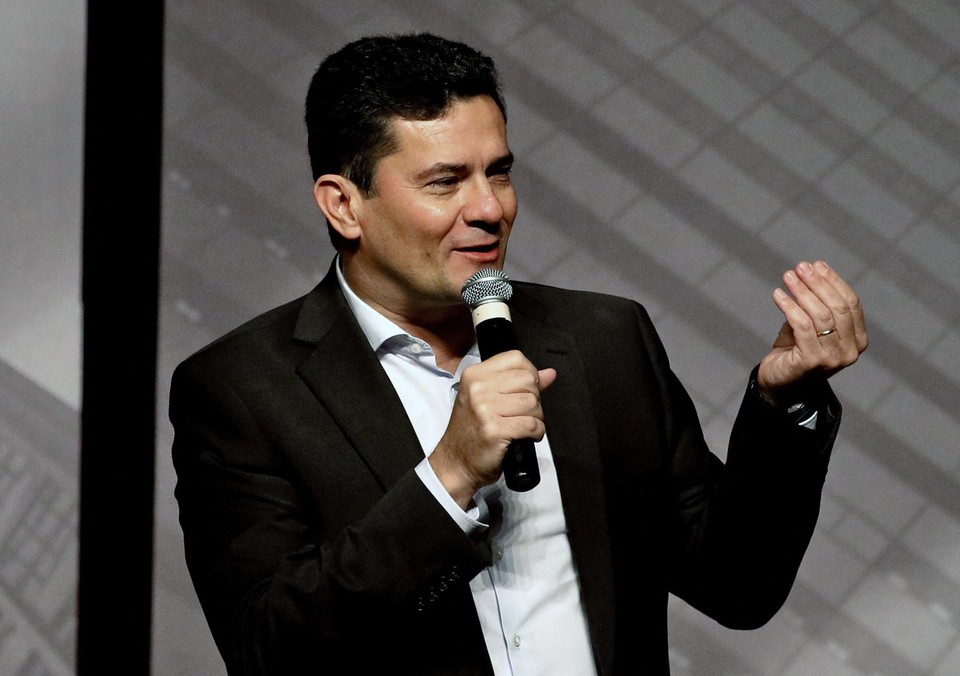 [사진=세르지우 모루 전 장관/AFP,연합뉴스]