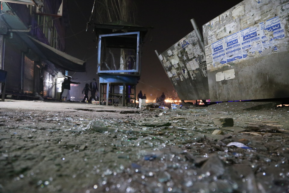 [사진=버스 폭발 사고 현장, Xinhua/연합뉴스]