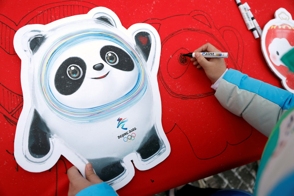 [사진=2022 베이징동계올림픽 마스코트 빙둔둔, 로이터/연합뉴스]
