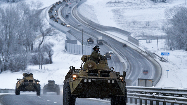 [사진=이동하는 러시아 탱크 부대, 연합뉴스]