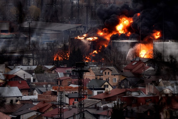 러시아군의 포격을 받은 리비우의 전경[사진=AFP/연합뉴스]