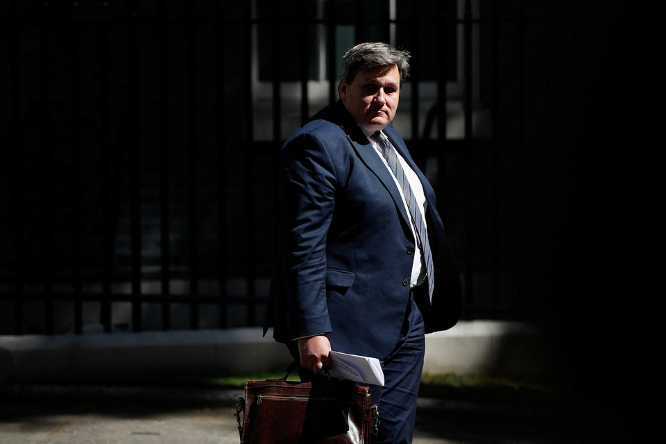 [사진=킷 말트하우스 경찰부 장관, 로이터/연합뉴스]