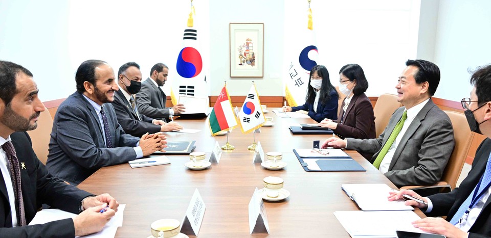 한-오만 차관 회담 (사진 = 외교부)