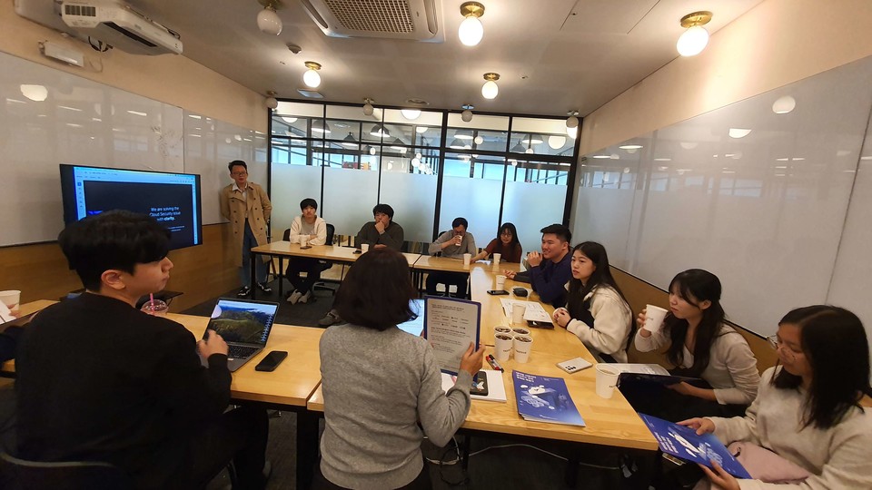  KITRI-CSA Exchange Programme에 참석한 교육생이 사이버보안 기업 "테이텀"을 방문하였다.(2023.11.09.목/서울 강남구 테이텀)