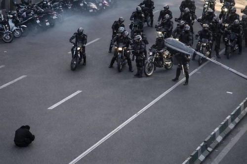 이란 시위. /사진=엑스 @jadi 캡처. 연합뉴스